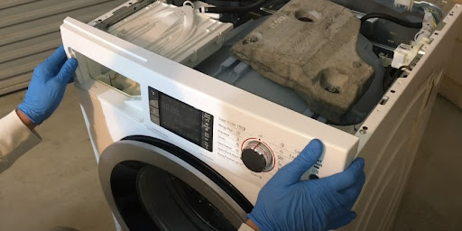 Ремонт стиральных машин Whirlpool в Екатеринбурге – сервис от Мастер24, цены от 2050 руб